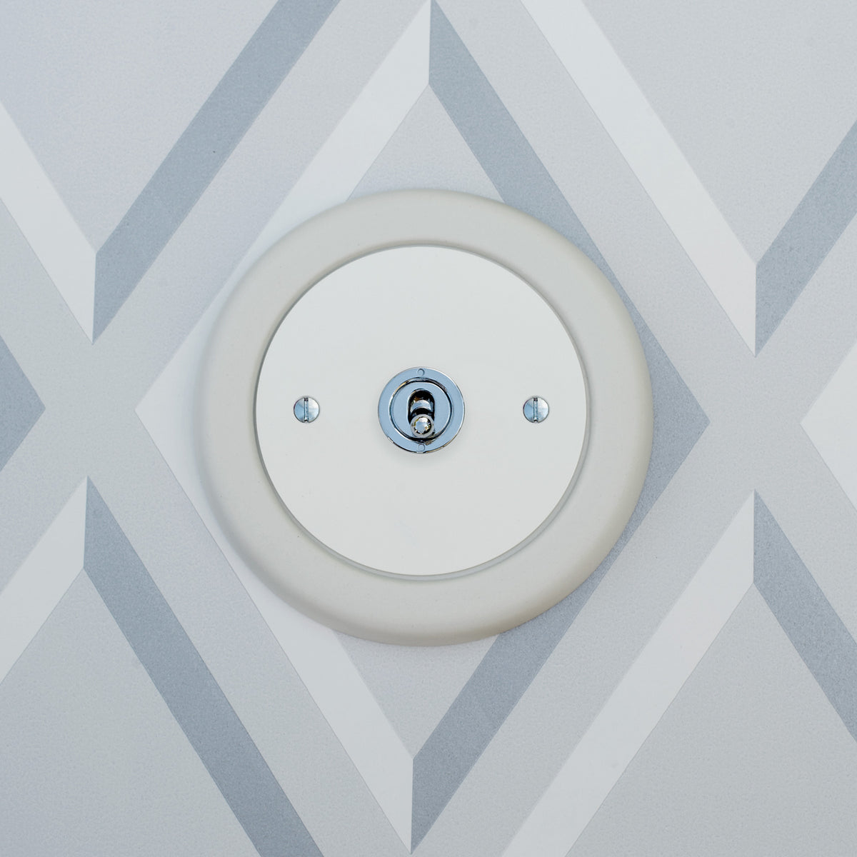 1 Gang White Switch With Chrome Toggle
