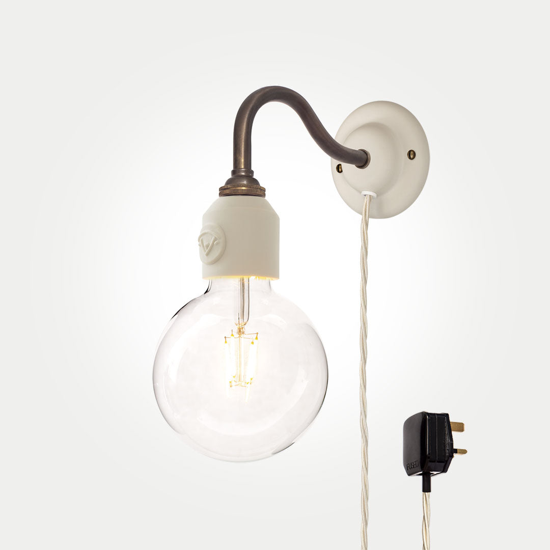 Bergholt Acanthus Plug-In Wall Light