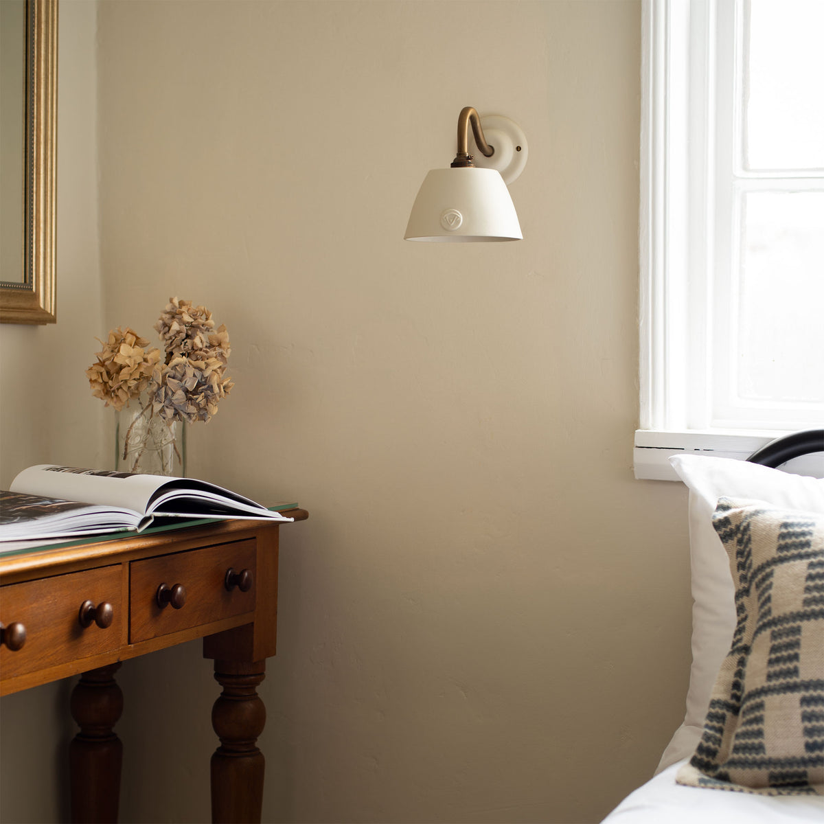 Bergholt Cottage Wall Light
