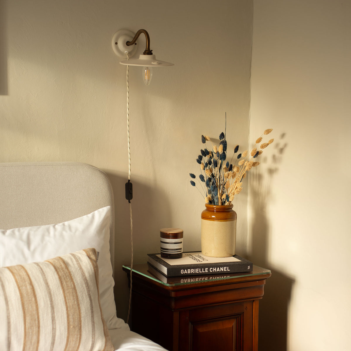 Bergholt Petite Fonteyn Plug-In Wall Light
