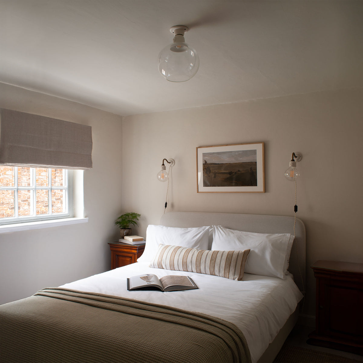 Bergholt Acanthus Plug-In Wall Light