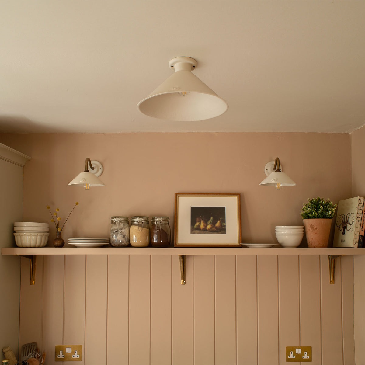 Flush Fitting Large Keats Light