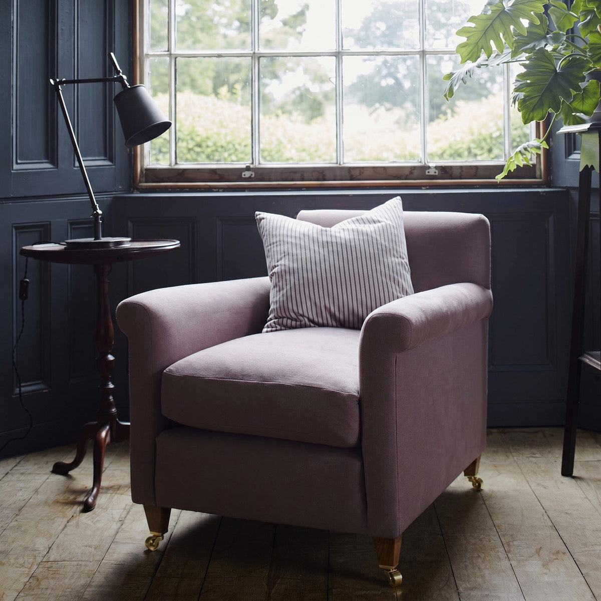 Idler Armchair in Intelligent Velvet Dusky Pink