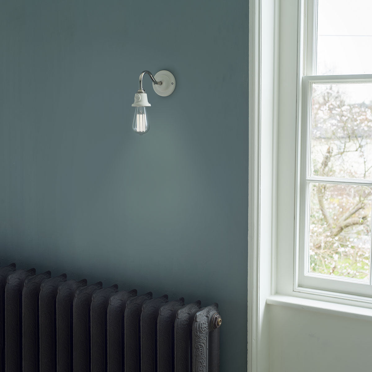 Bergholt Delphinium Wall Light